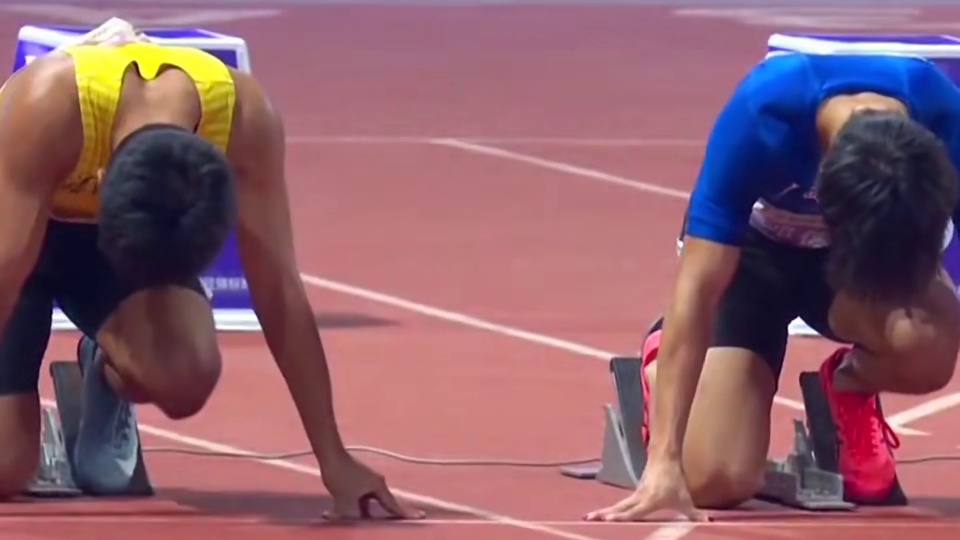 全国田径锦标赛决赛，邓信锐10.06夺冠！ #邓信锐 #全国田径锦标赛