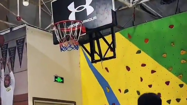 让你还不会果冻上篮的兄弟来学！