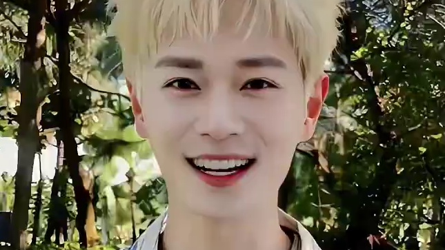 曹骏打车摇跳成武术摇