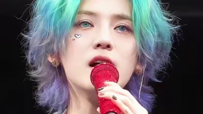 “不用说 不用问 就明白 就了解” #鹿晗#我们的明天#现场版live#鹿晗厦门演唱会