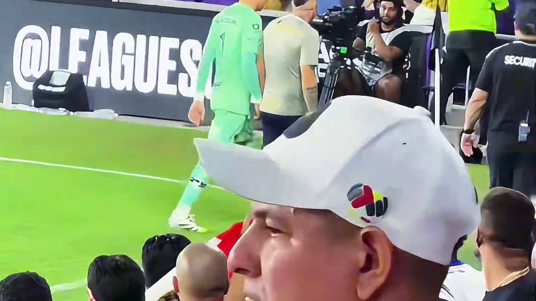 美洲狮门将纳瓦斯红牌罚下，将缺席对阵梅西领衔的迈阿密