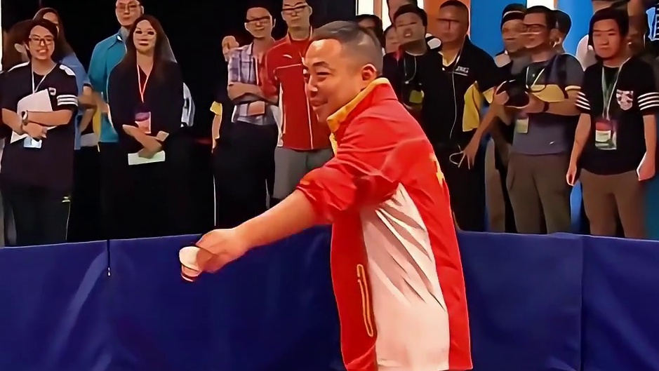 当乒坛大魔王碰见羽坛大魔王，节目效果瞬间拉满