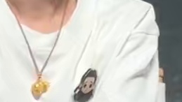 #梁家辉泪洒东极岛首映礼 #电影东极岛首映礼 #梁家辉 真性情发言，谈及#电影东极岛 感动落泪，他说