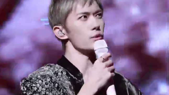 #易烊千玺 用上海话问候粉丝！