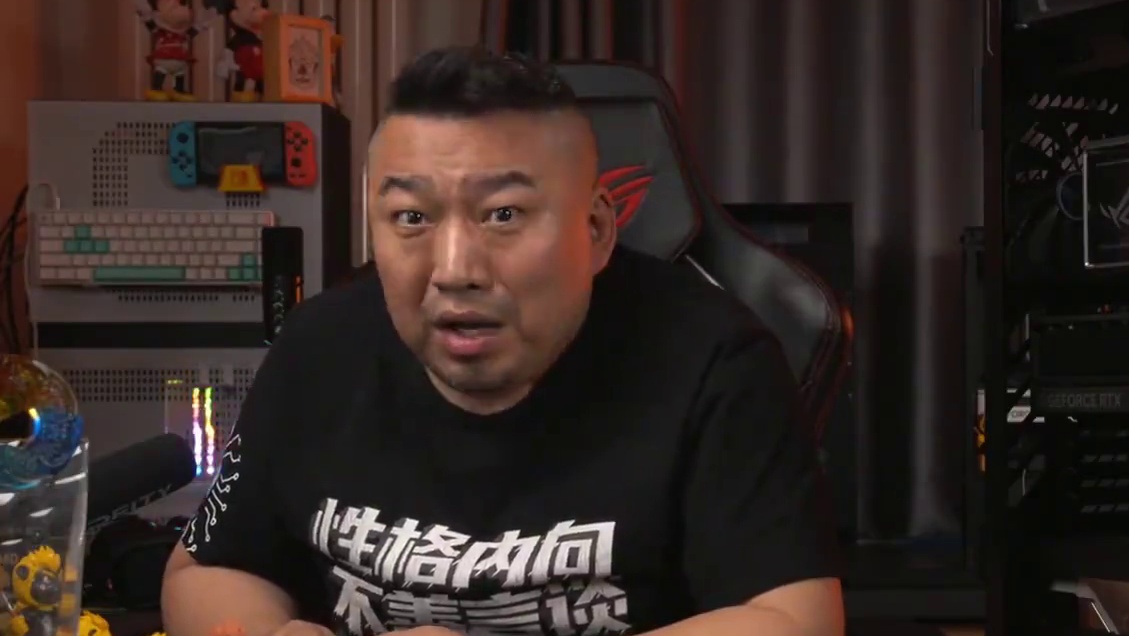 英特尔还缩缸吗？？A卡还掉驱动吗？4090还烧接口吗？ #英特尔 #英伟达 #AMD #显卡 #di