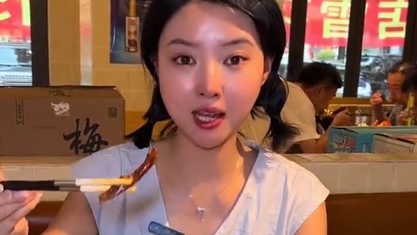 在眉山吃烤鱼怎么可能吃谁都一样，义务商贸城这家匠麻辣烤鱼148️4人餐，赶紧冲 #眉山 #匠人麻辣烤