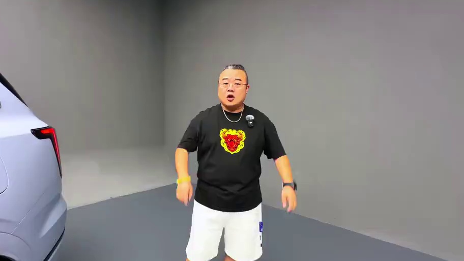 抢先体验捷途山海L7 PLUS：真把“家庭”刻进骨子里。#捷途山海L7PLUS  #20万级混动SU