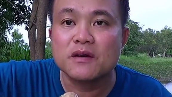 鲜辣剁椒️凉拌大鲍鱼螺串 #泰国大叔#泰国美食#泰国海鲜#内容启发搜索 #种草激励计划