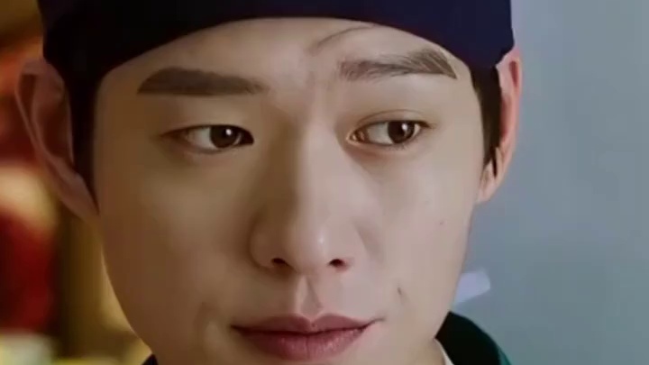 为何魏大勋演的医生入木三分？看到他妈妈的身份背景，才懂一半演技一半基因#娱乐评论大赏 #内容启发搜索