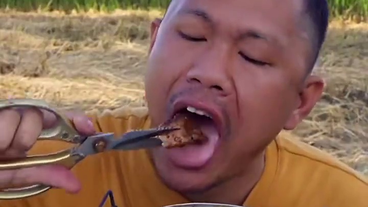 牛瘪酱汁碳烤牛胸口 #美食 #户外美食 #泰国美食 