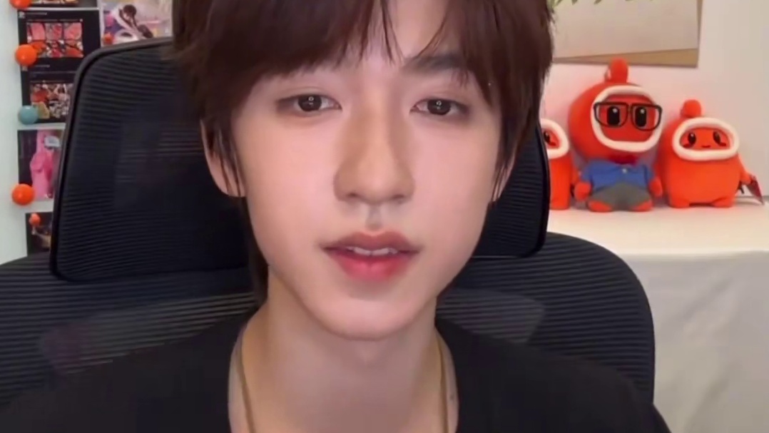 小贺这个巧克力手套什么时候能脱掉啊