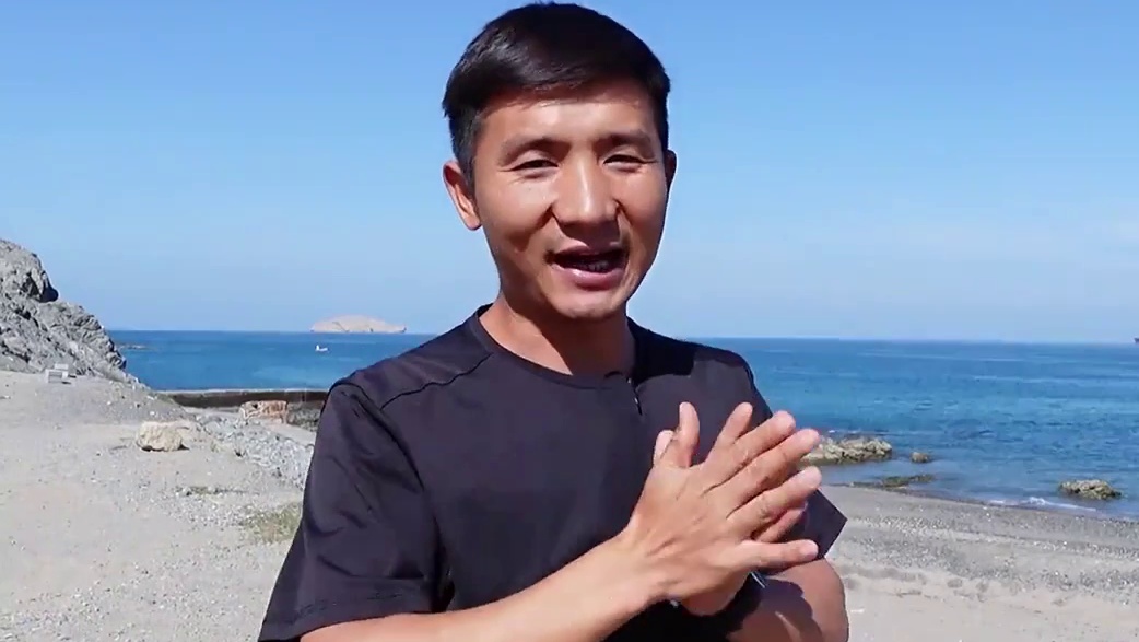 《环球探海记》阿曼~第7天：这么大的野生珍珠贝，真是难得一遇！