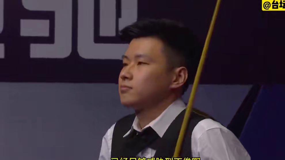 嗨翻全场的德比之战，晖哥连解数杆斯诺克，赵心童：比做球还变态(2)