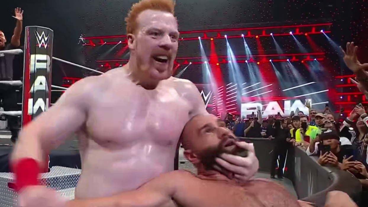 WWE 8月5日：希莫斯vs卢瑟夫，铁臂十连击互相折磨 #希莫斯 #卢瑟夫 #wwe