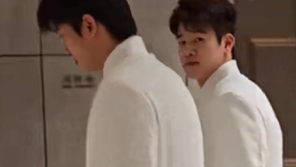 丁俊晖、潘晓婷、汪顺、潘展乐、张雨菲众星云集世运会开幕式！真是俊男靓女呀！又帅又美！