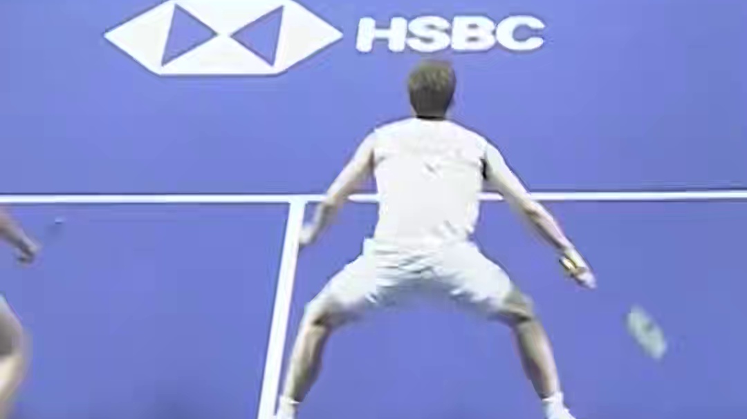 由阿提哈德航空呈现的月度最佳回合✈️来自吉凯尔/德尔吕与库沙扬托/维德佳佳的精彩对决#羽毛球 #羽毛