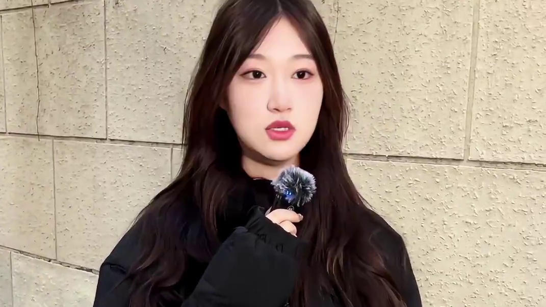 谈到前任突然破防了