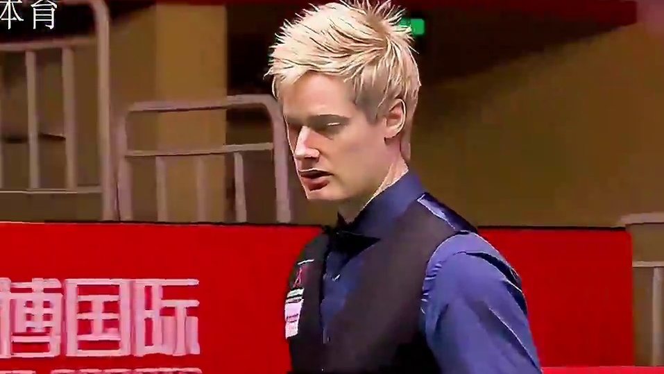 丁俊晖一杆炸裂斯诺克，罗伯逊气急败坏袋角解球