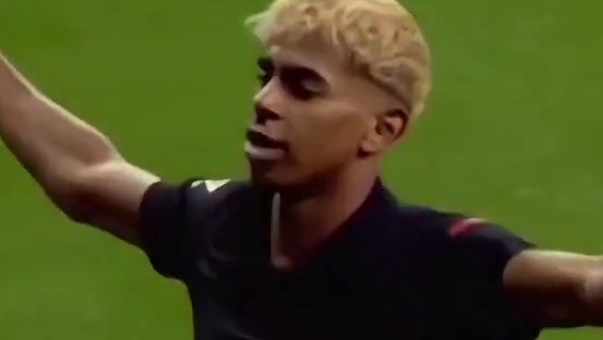 两年时光，小孩已成小孩哥