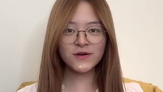 雪王在人脉这一块儿没话说 #雪王请到了朱广权逛厂子#朱广权体验摘芒果坐三轮