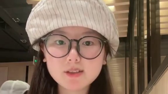 看得本加班人都有点回温了 这样的温暖传递一定要持续下去啊#你的外卖骑手正在拯救世界  #生活总会奖励