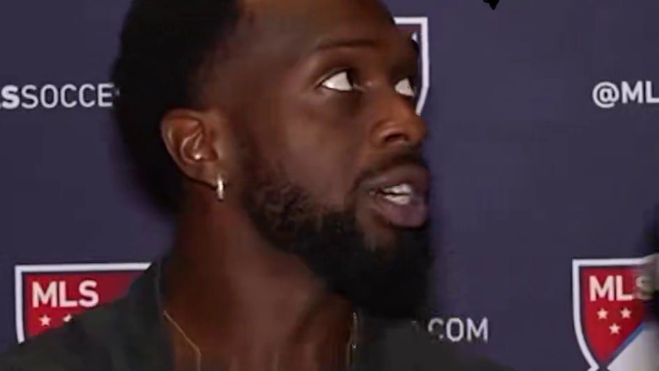 传奇门将二选一 #诺伊尔  #布冯  #阿利森  #库尔图瓦  #卡西利亚斯  #范德萨