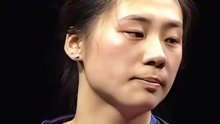 陈熠让2追3晋级8强，3-2击败王曼昱