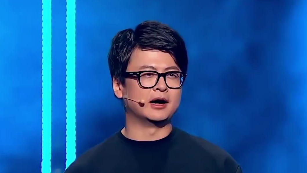 穿越火线：虹 实机曝光 制作方：琳琅天上，穿越火线的未来嘛？#CF虹实机首曝 #光影燃战荣耀同屏 #