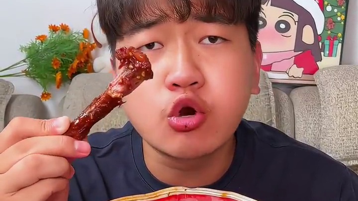 好吃到停不下来的爆辣鸭小腿，里面加了印度魔鬼椒，纯辣不带一点甜 #好吃到停不下来 #美食 #超过瘾