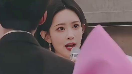 孟子义化身孟婆给黄晓明解梦 孟姐的业务也是越来越广了