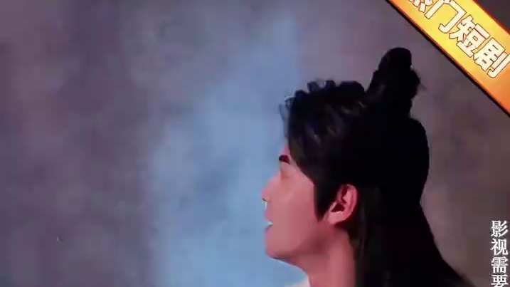 战神装傻入赘救玩伴！她为他出头，他护她夺家产... #天雷送我当皇子 #古装 #百亿剧好看计划 #精