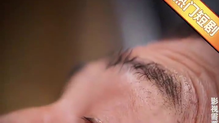 战神装傻入赘救玩伴！她为他出头，他护她夺家产... #天雷送我当皇子 #古装 #百亿剧好看计划 #精