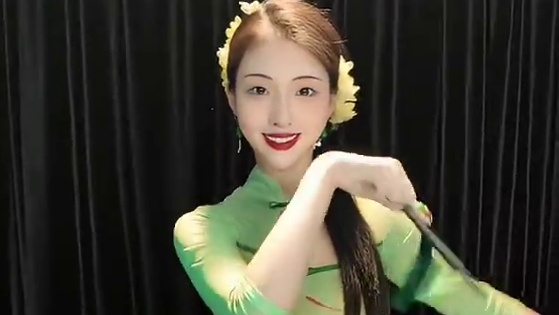 画舫 听夜雨 我和你初遇～#古典舞 #听夜雨 #原创 #旗袍