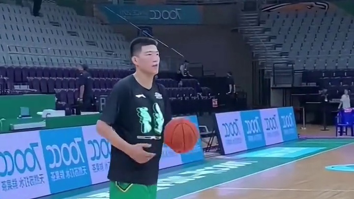 赵率舟走了，走的干净利落