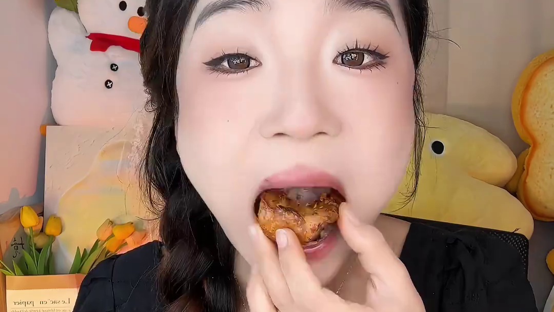 来一期都是黄色的小甜品局！有奶黄！有蛋挞！有南瓜，有酱多多～#酱多多 #奶黄甜品 #甜品治愈一切 #