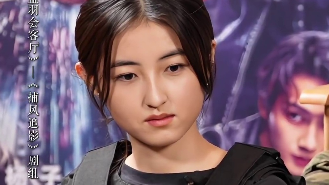 #成龙称赞张子枫文戏好武戏一样能上 #成龙 说最初听说#电影捕风追影 找#张子枫 时，只知道她演戏好