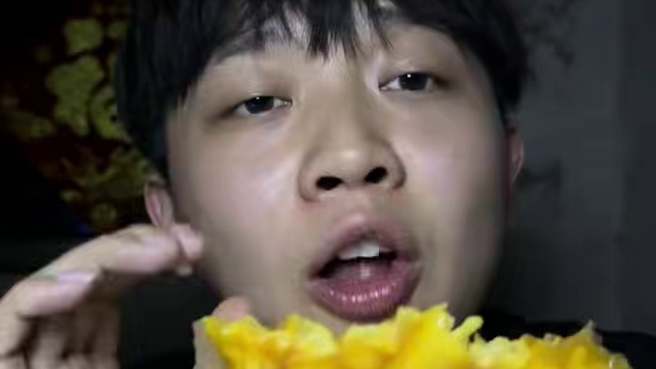 不过话又说回来都是鸡的膝盖……不过我也承认人家优秀，有条件你就去整，如果追求性价比可以看看咱这个#解