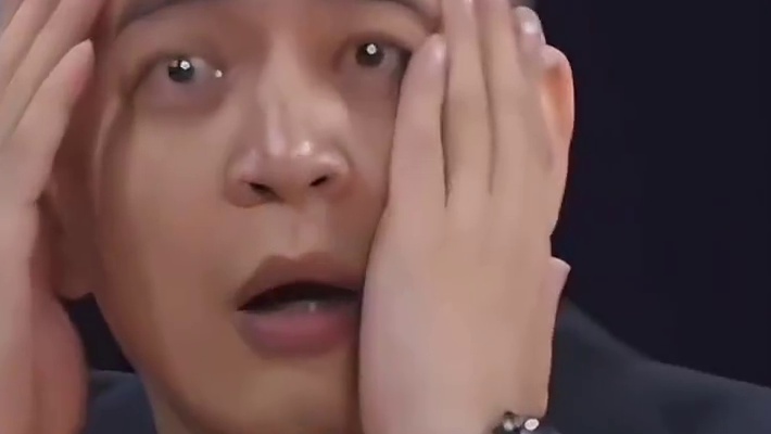 快叫朋友开看看