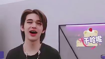 承认吧你们是不是来中国就为了学习东北话 这是干哈呢