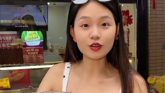 人生建议：来成都一定要试试这家王妈手撕兔！！先卤后烤的兔兔！撕开现拌！真的巨巨巨香！#手撕兔 #兔兔