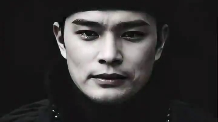 #AI暗黑王爷写真 #跑休的日子自嗨模式开启 #王者归来 #国风 #马拉松