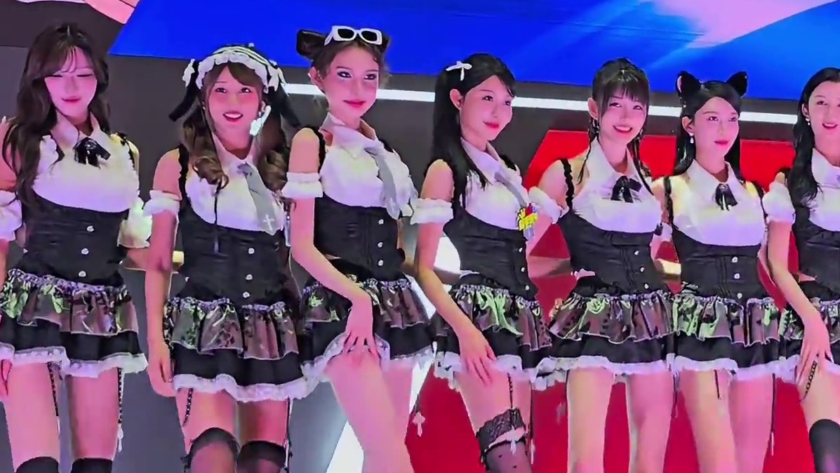 虽迟但到的扫腿舞来咯 #女团 #扫腿舞 #chinajoy