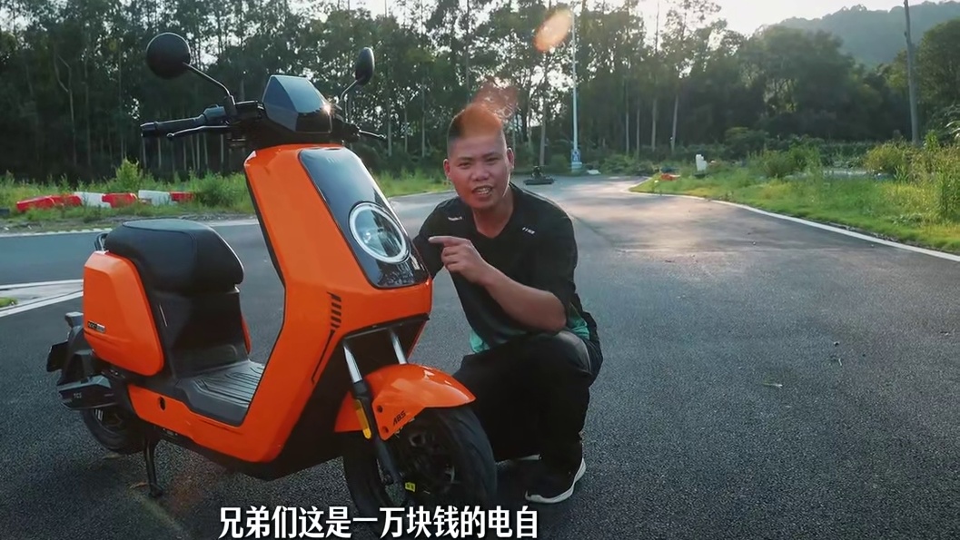 暴力测试小牛NXT！到底市面的1万块电自是不是吹牛逼？ #小牛电动 #NXT #测试 #评测 #fx