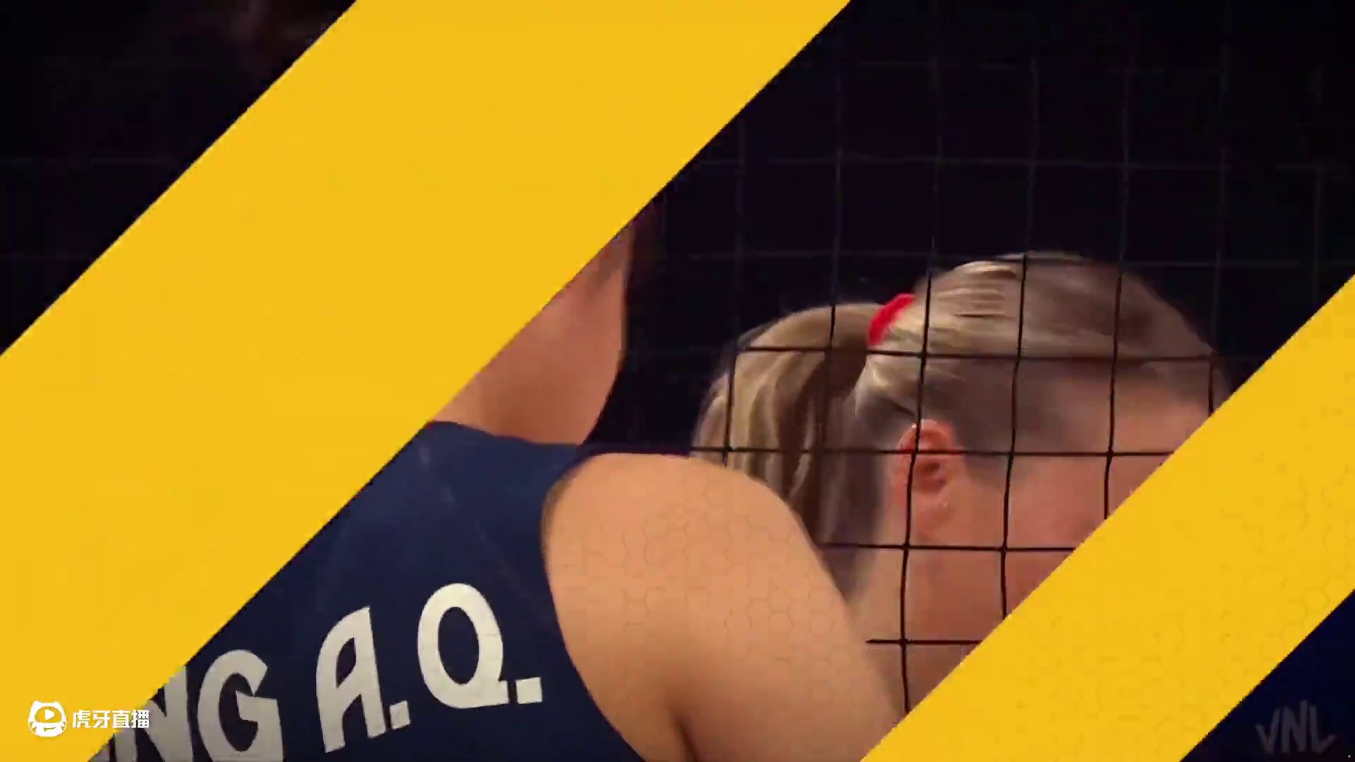 【2025年世锦赛预热张籽萱】 你可以从张籽萱身上看到几乎任何一位优秀二传的影子，但是张籽萱就是张籽