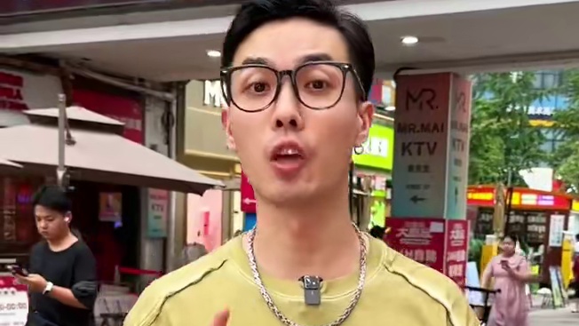 不开玩笑，在中坝也能吃到云南的臭豆腐火锅了。闻起臭，吃起来真的太香了#臭豆腐火锅 #美食推荐 #云南