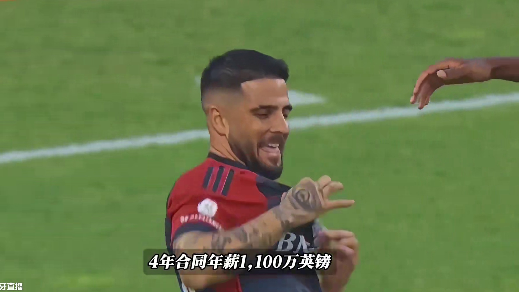 他就是足坛个子最矮的球员因西涅！地表最强163球风十分的华丽