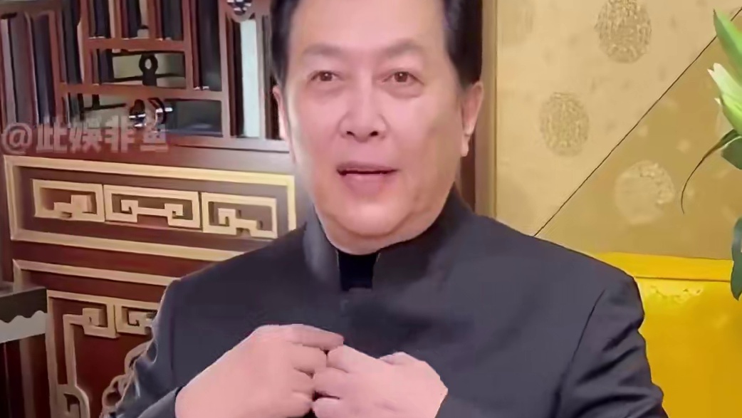 拍摄《亮剑》时，导演找来李幼斌救场，不料他满口芬芳成就经典#亮剑  #李幼斌 #李云龙 #内容启发搜