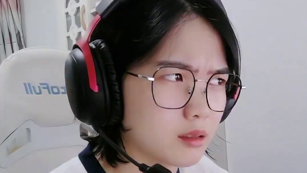 帮骂这一块儿/. #和平精英 #烤羊腿 #长难句 #解气 #互联网嘴替