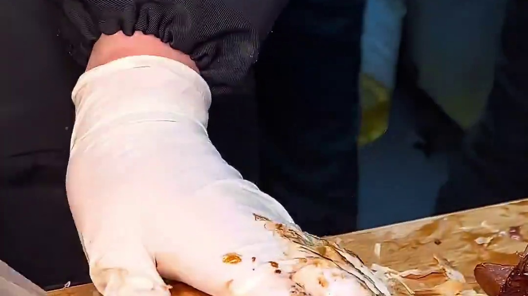 来南昌就为了这一口肘子夹馍！！