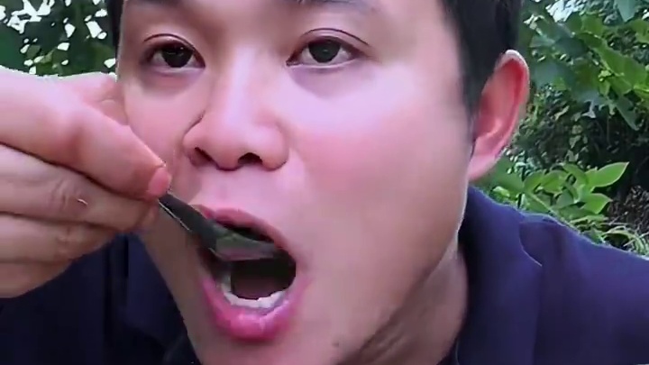 泰式️鲜辣料汁多汁大毛蛤 #创作人计划 #泰国大叔#泰国美食#内容启发搜索 #种草激励计划